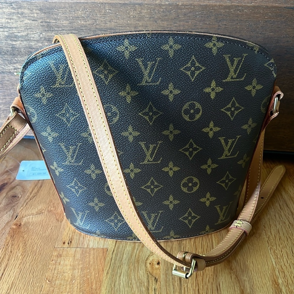 LV LOUIS VUITTON crossbody shoulder bag Drouot VI1010
